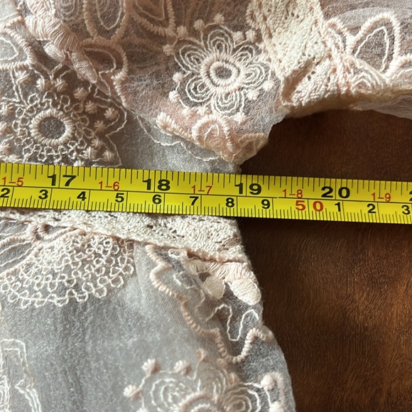 Brand new Listicle pale pink lace top - Picture 8 of 14